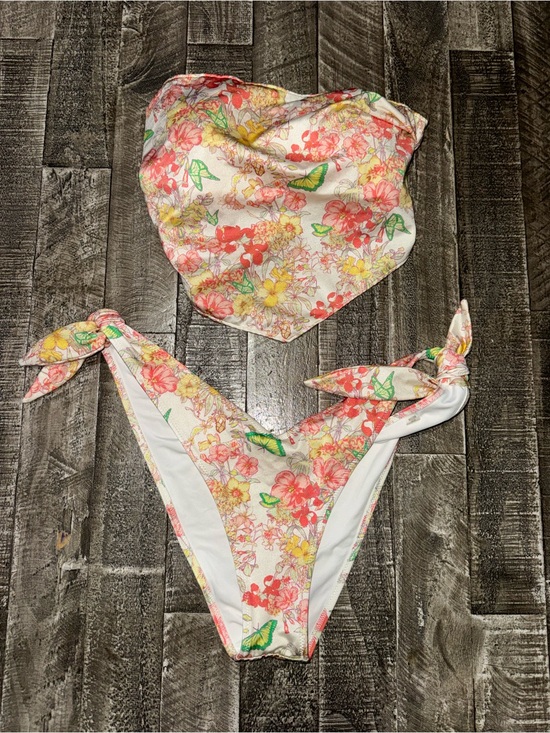 Victoria's Secret Other - Victoria's Secret Cream Floral Bikini Set with Coral, Yellow & Green